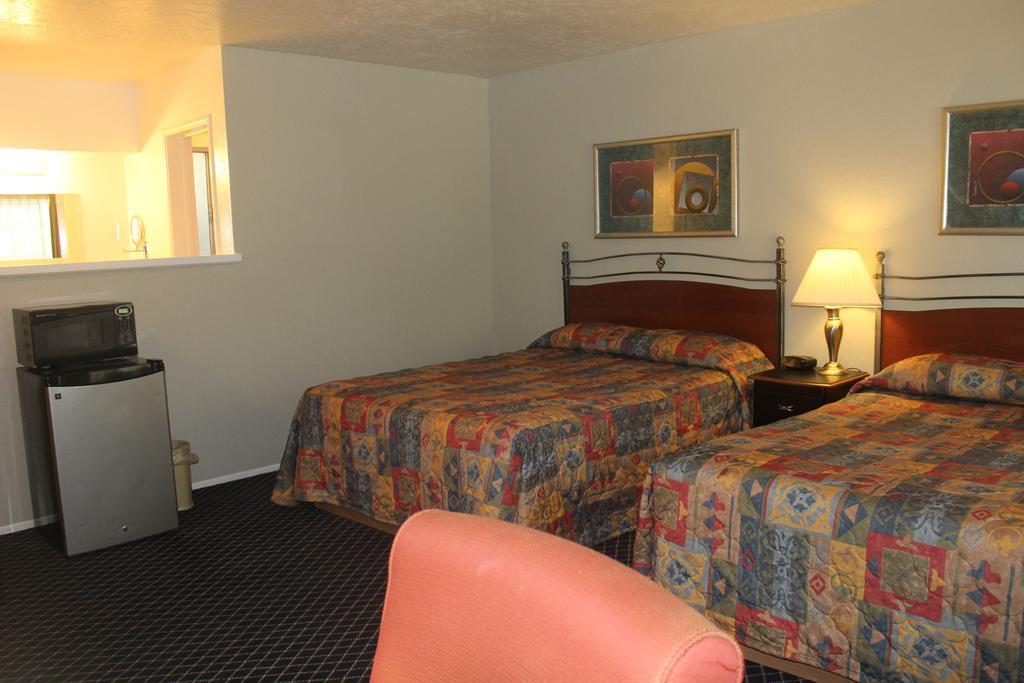 Golden Chain Motel Grass Valley Exterior photo